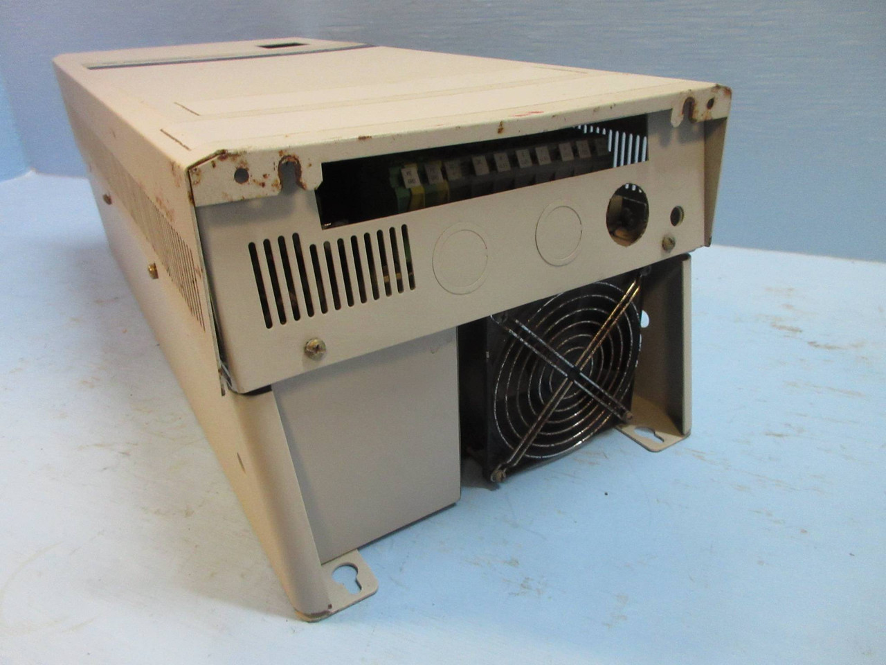 Allen Bradley SA3100-W040-AA-L6R DC AC Power Module Inverter Drive Automax 40-HP (TK3801-1)
