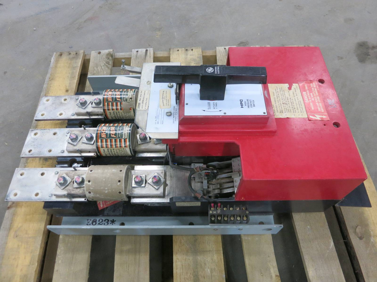 GE THPC3420BET1 2000A 480V High Pressure Contact Switch HPC THPC 3420BET1 3420B (PM2838-3)