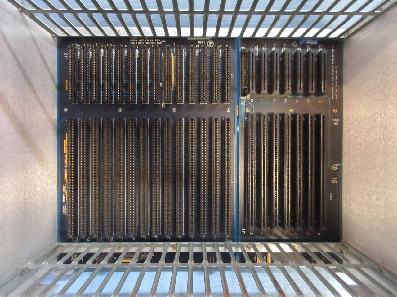 Measurex 08454400 21-Slot Chassis Module Rack with Backplane 05343600 & 05327800 (TK3844-2)