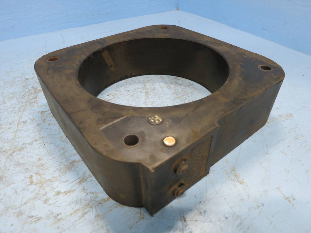 General Electric 827X70 Type JCB-0 CT Current Transformer Ratio 5000:5 Amp GE 5A (DW0721-14)