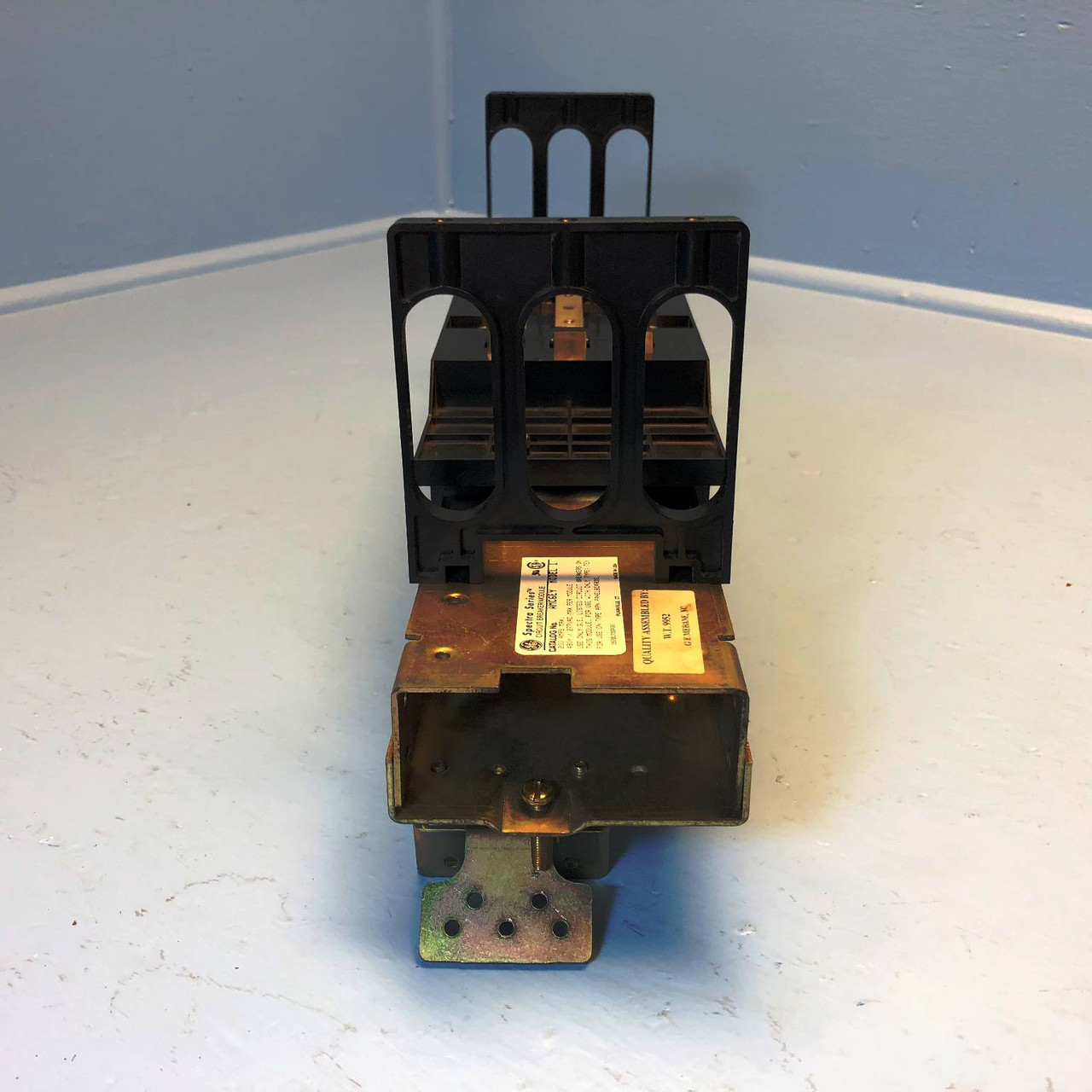 GE AMC6EY 200A Spectra Twin Circuit Breaker Module TEY 6 Pole General Electric (EM2835-1)