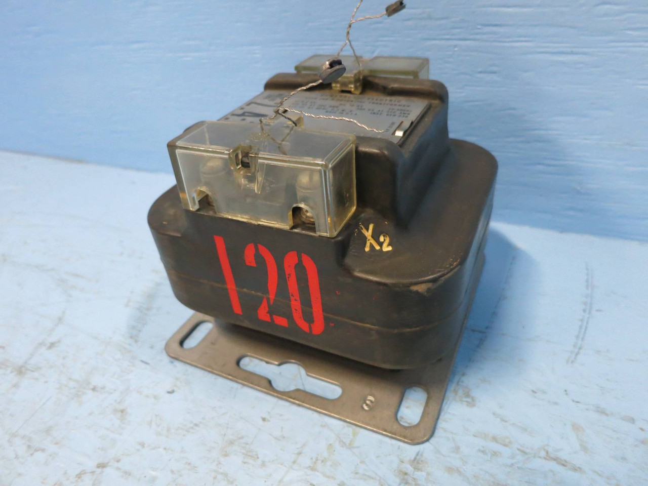 General Electric 760X34G4 Type JVA-0 Voltage Transformer Ratio 2.4:1 288-120V GE (DW0732-8)