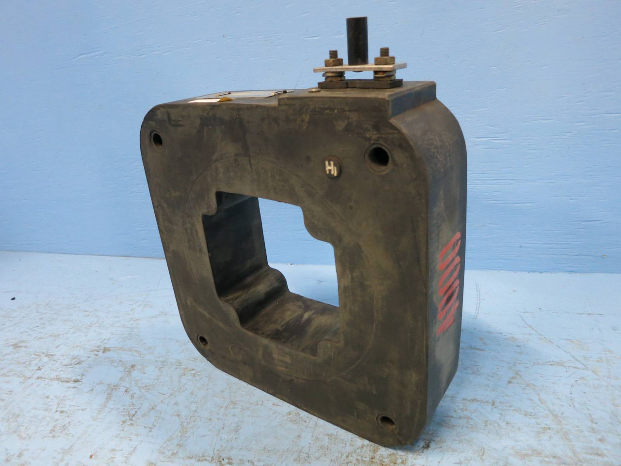 General Electric 750X31G3 Type JCD-0 CT Current Transformer Ratio 4000:5 Amp GE (DW0736-3)