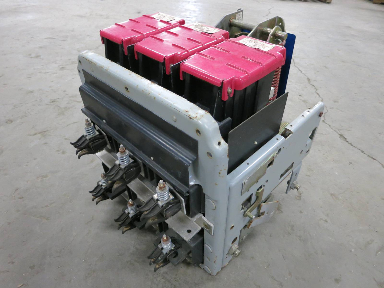 GE AKR-10A-30H 800 Amp MO Breaker with AC PRO AKR-10D-30H 800A General Electric (NP1947-1)