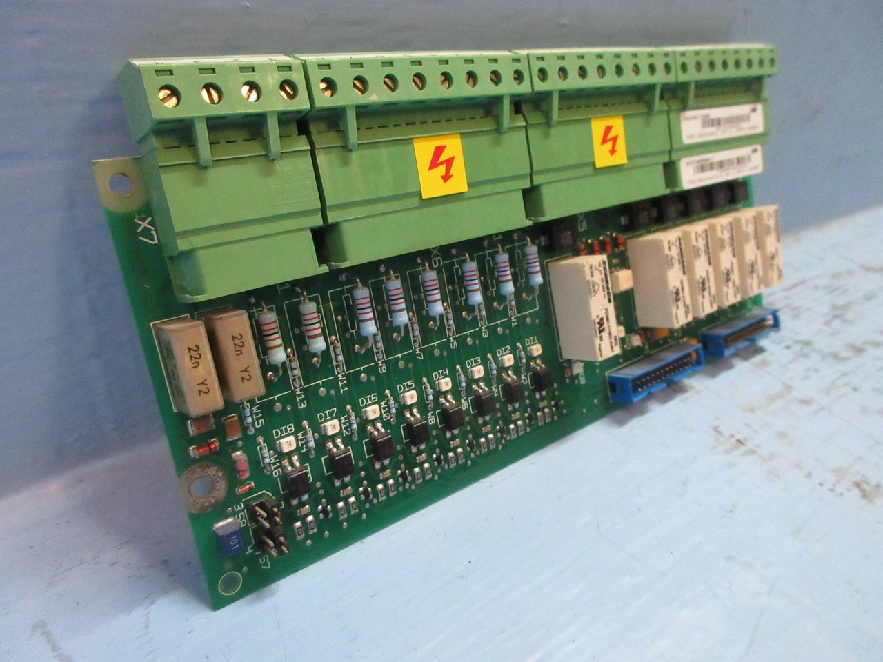 Image of ABB SDCS-IOB-22 Rev. G I/O Digital External Isolated Module 3BSE005177R0001