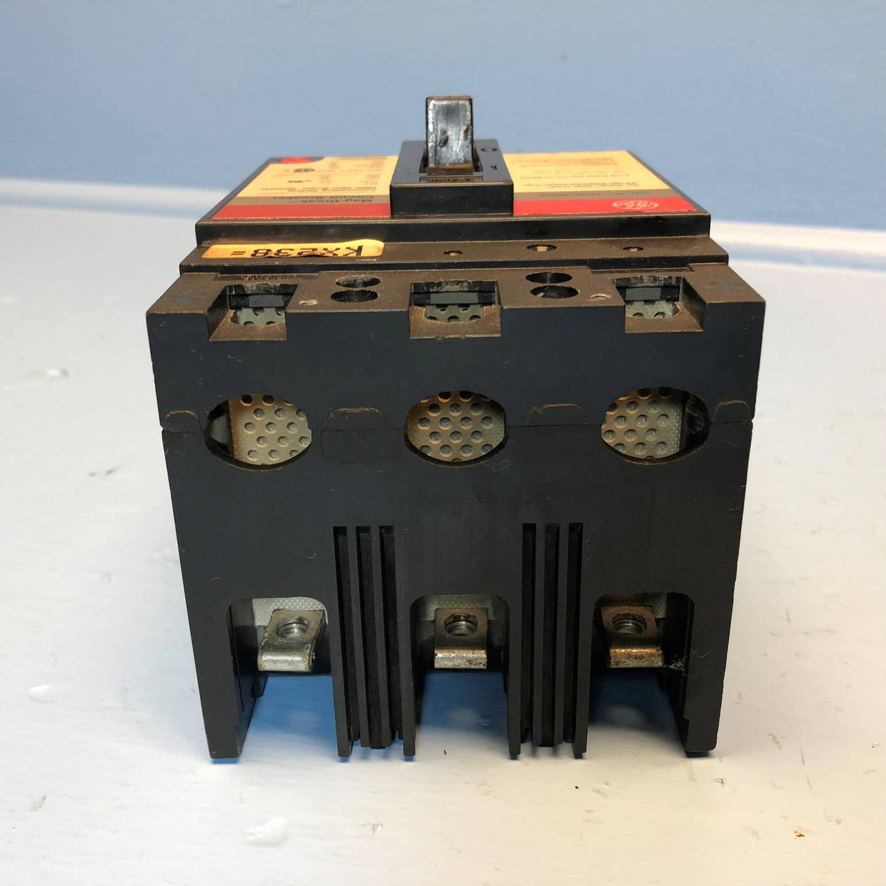 GE TEML36030 30A Mag-Break Circuit Breaker 30 Amp Aux General Electric wires cut (EM2865-4)
