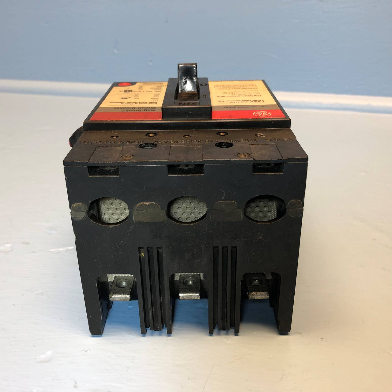 GE General Electric TEML36007 7A Mag-Break Circuit Breaker 7 Amp Aux wires short (EM2867-7)
