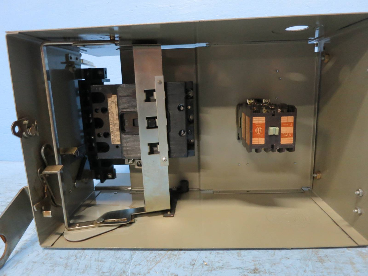 ITE UA31B 15A Breaker / Control Relay XL-U Combination Plug Busplug 3/4W Gould (DW0779-3)