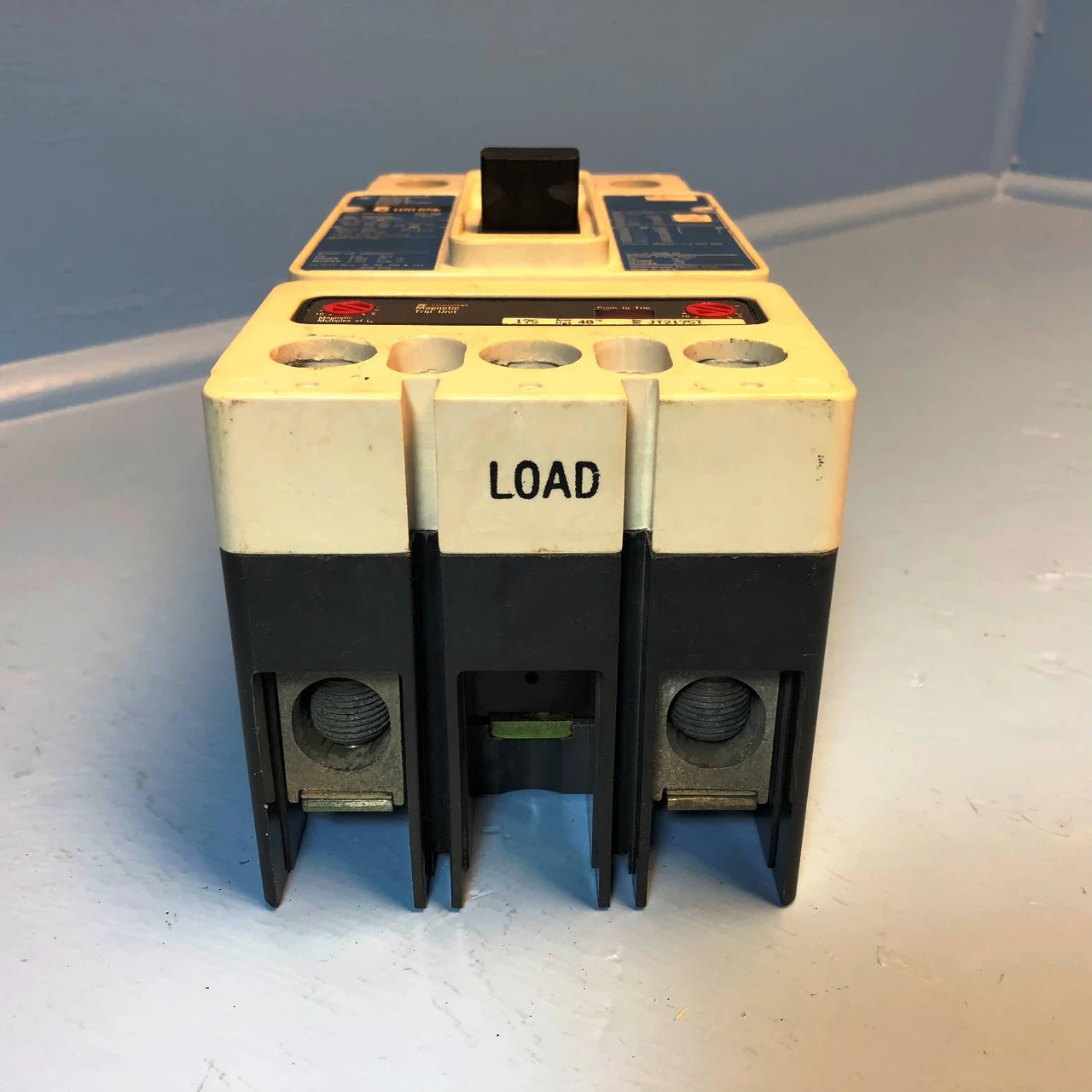 Westinghouse HJD2250F 250A Circuit Breaker Matte w/ 175 Amp Trip 2 Pole HJD2175 (EM2875-1)