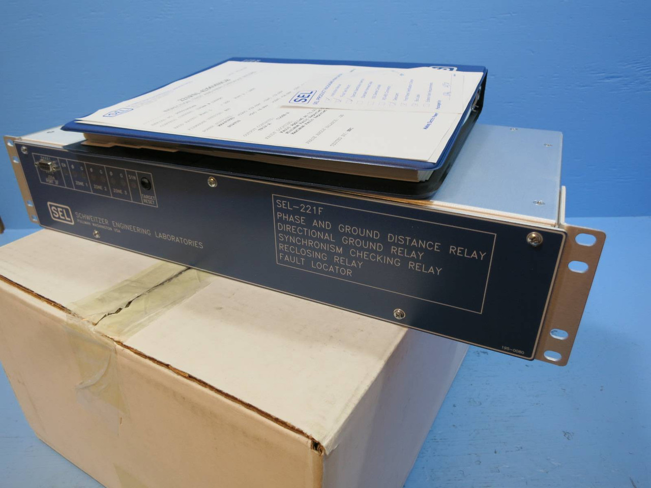 NEW Schweitzer Engineering SEL-221F Phase Distance Ground Relay SEL221F NIB (NP1965-1)