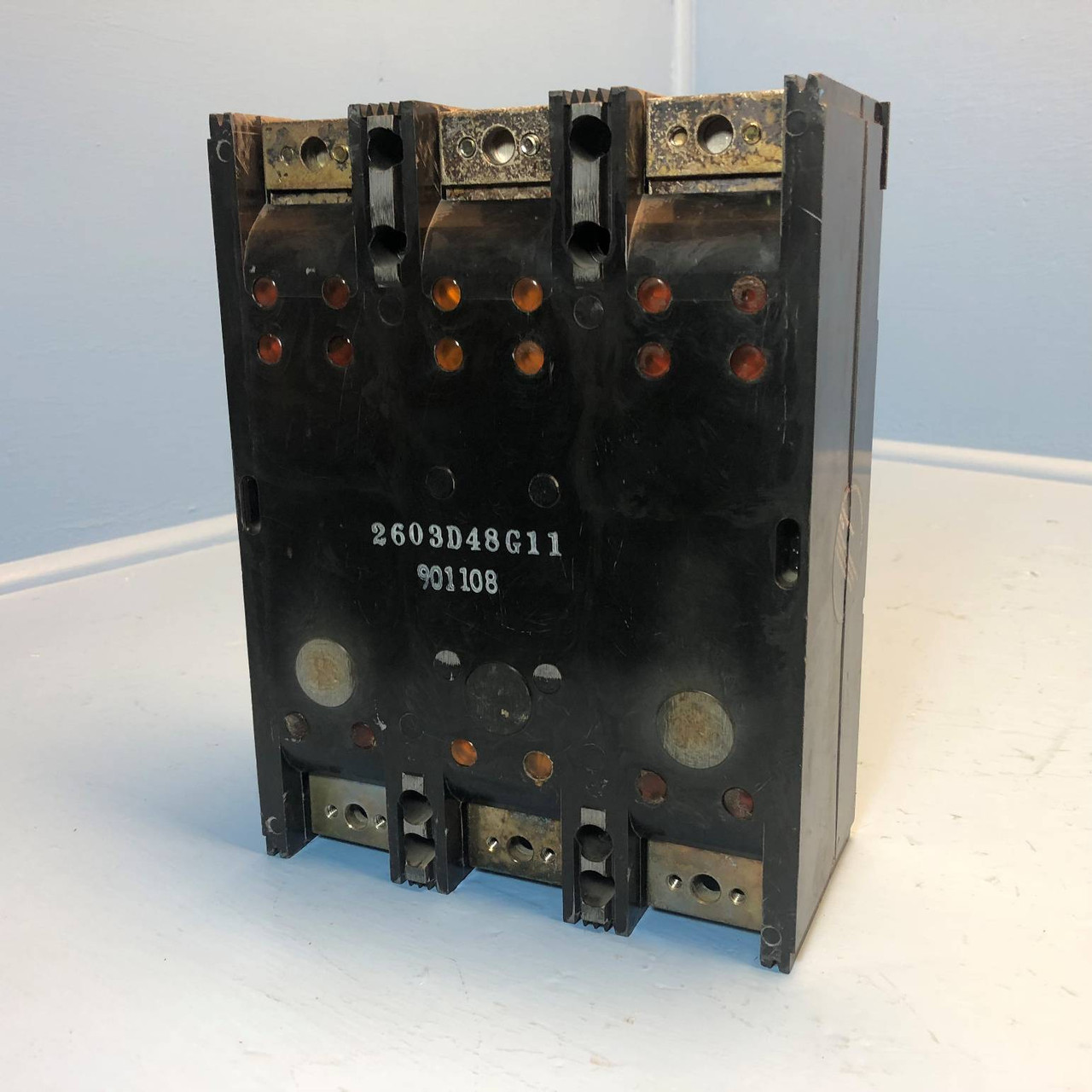 Cutler Hammer LS36060YA 600A Molded Case Switch Type LS-Y L Frame Eaton 600 Amp (EM2907-1)