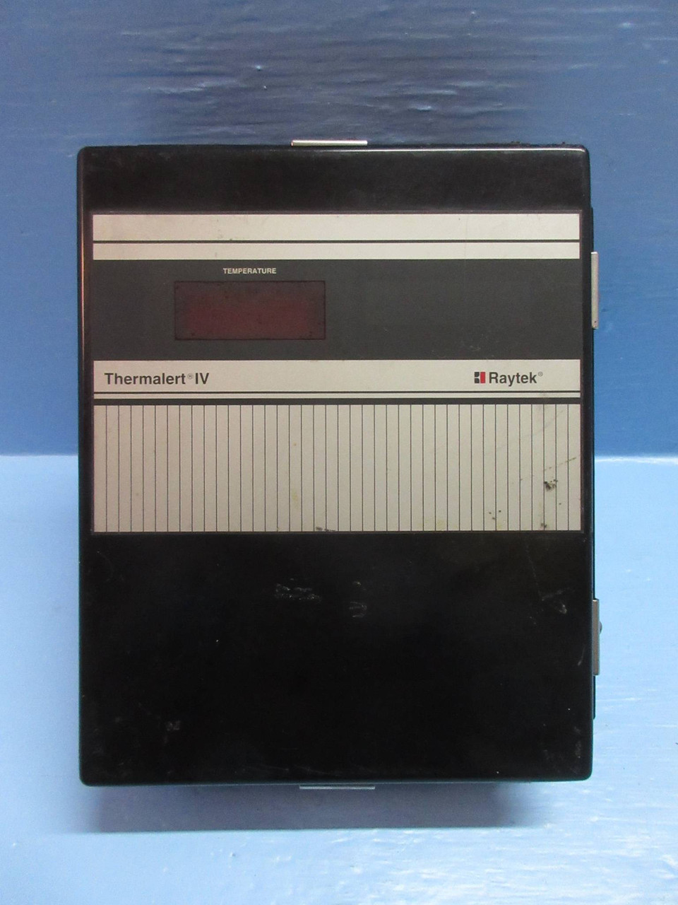 Raytek RAYT4BALT Thermalert IV Temperature Controller Sensor Monitor 115/230V (TK4041-4)