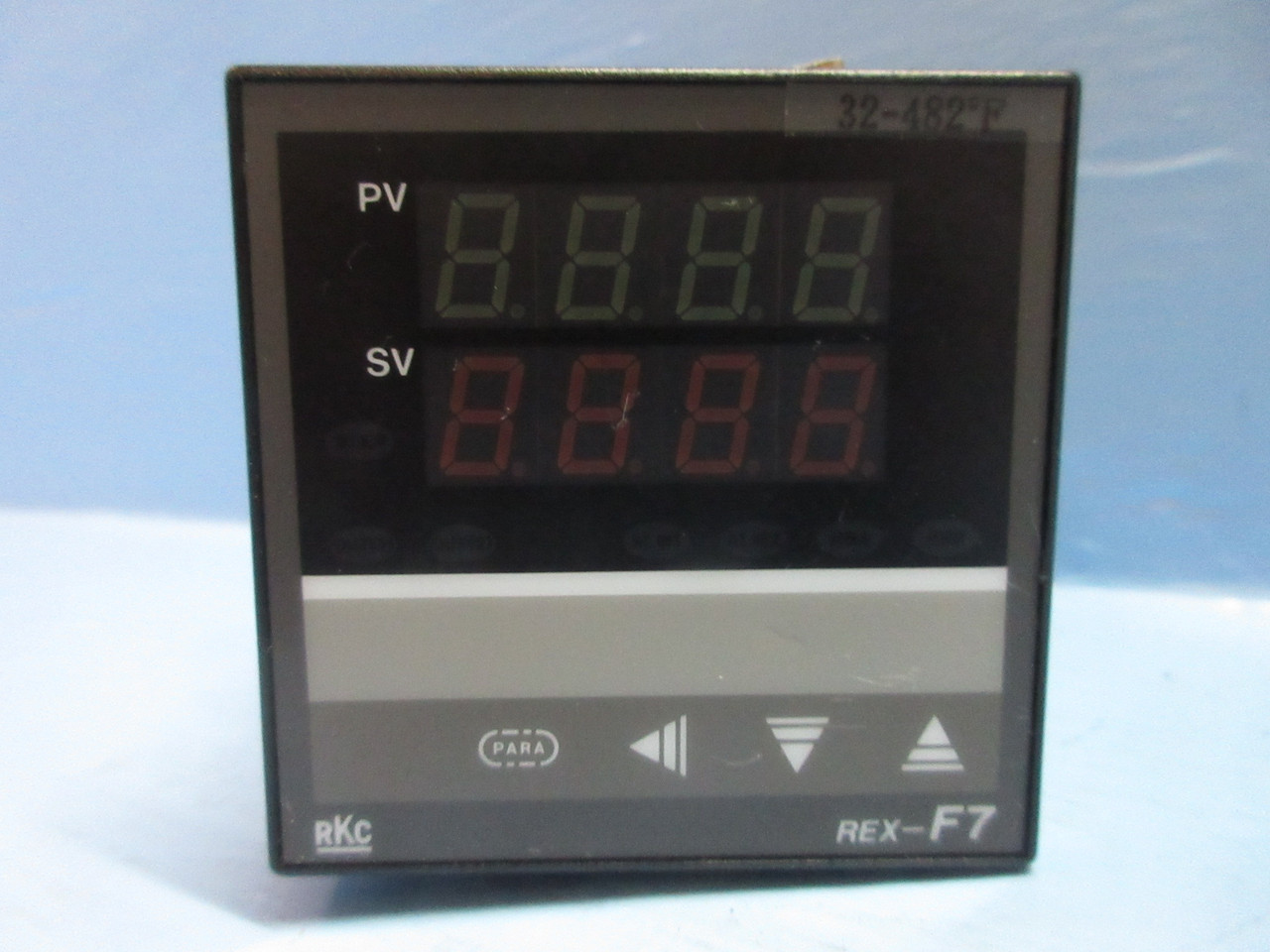 RKC Instrument REX-F7 Digital Temperature Controller 32-482 F (TK4057-3)