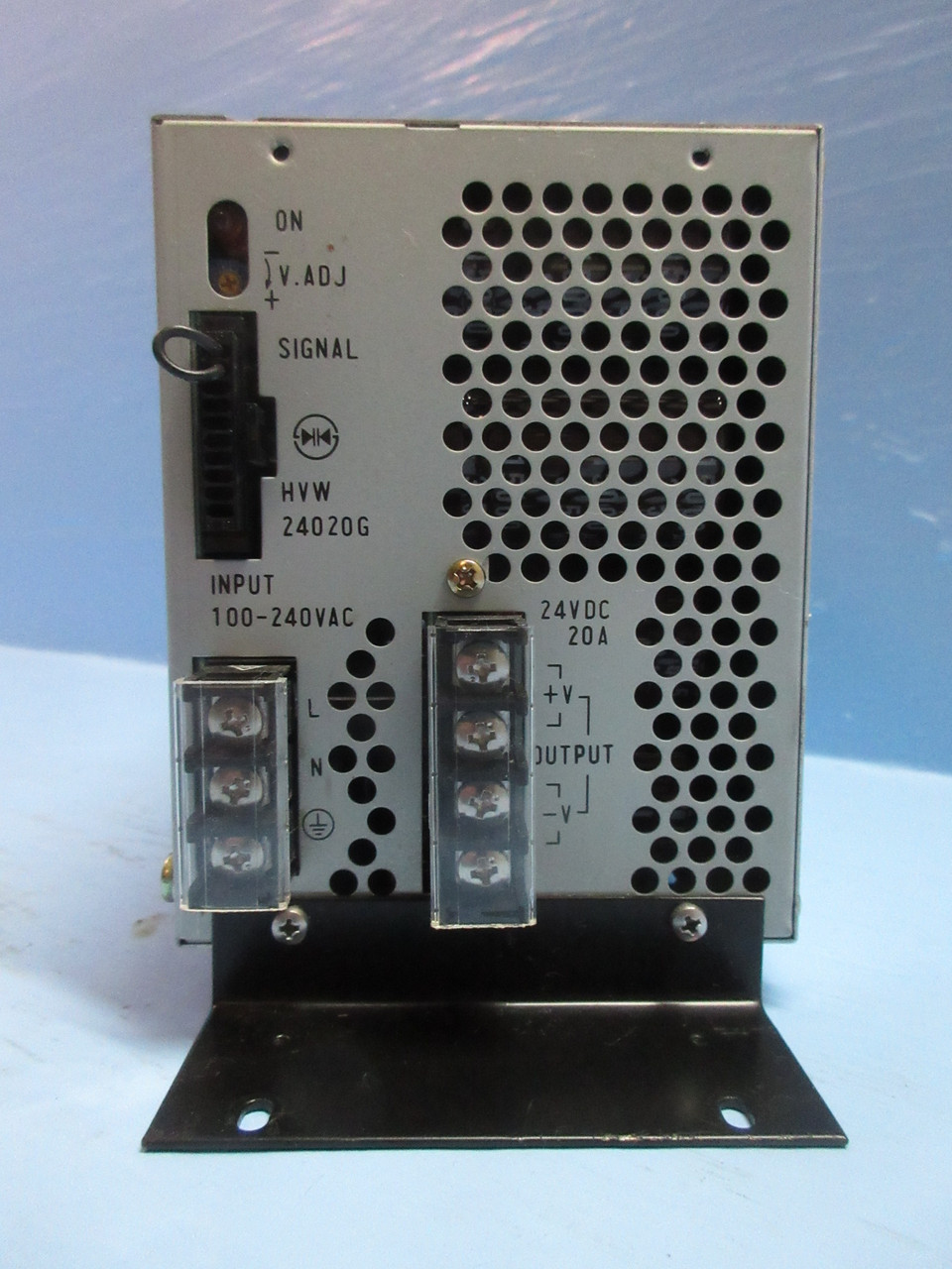 Shindengen HVW24020G Power Supply 100-240 Vac / 28V (TK4065-1)