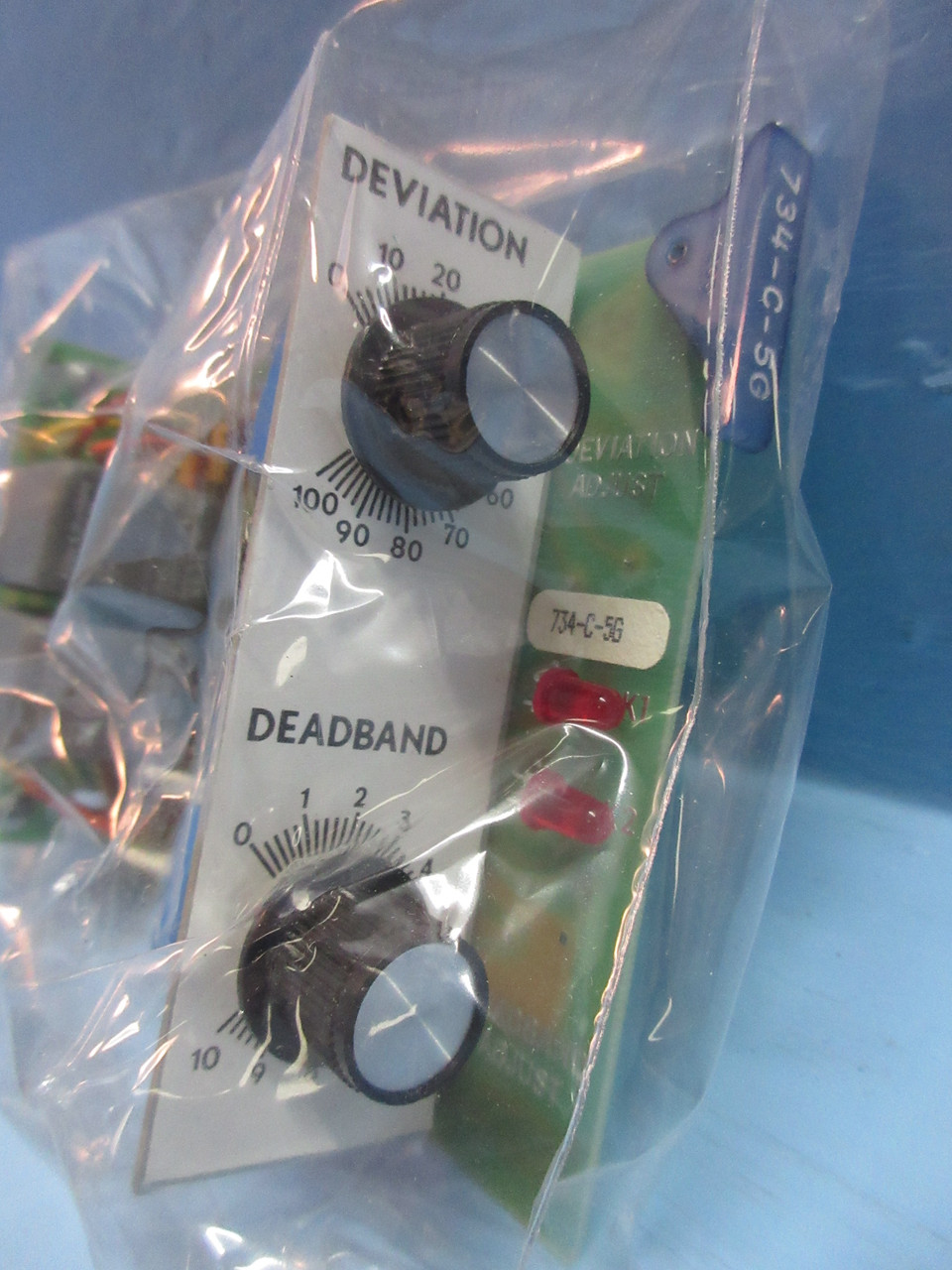 NEW Acromag 734-C-5G Series 700 Model 734 Deviation Alarm PLC Board NIB (TK4071-1)