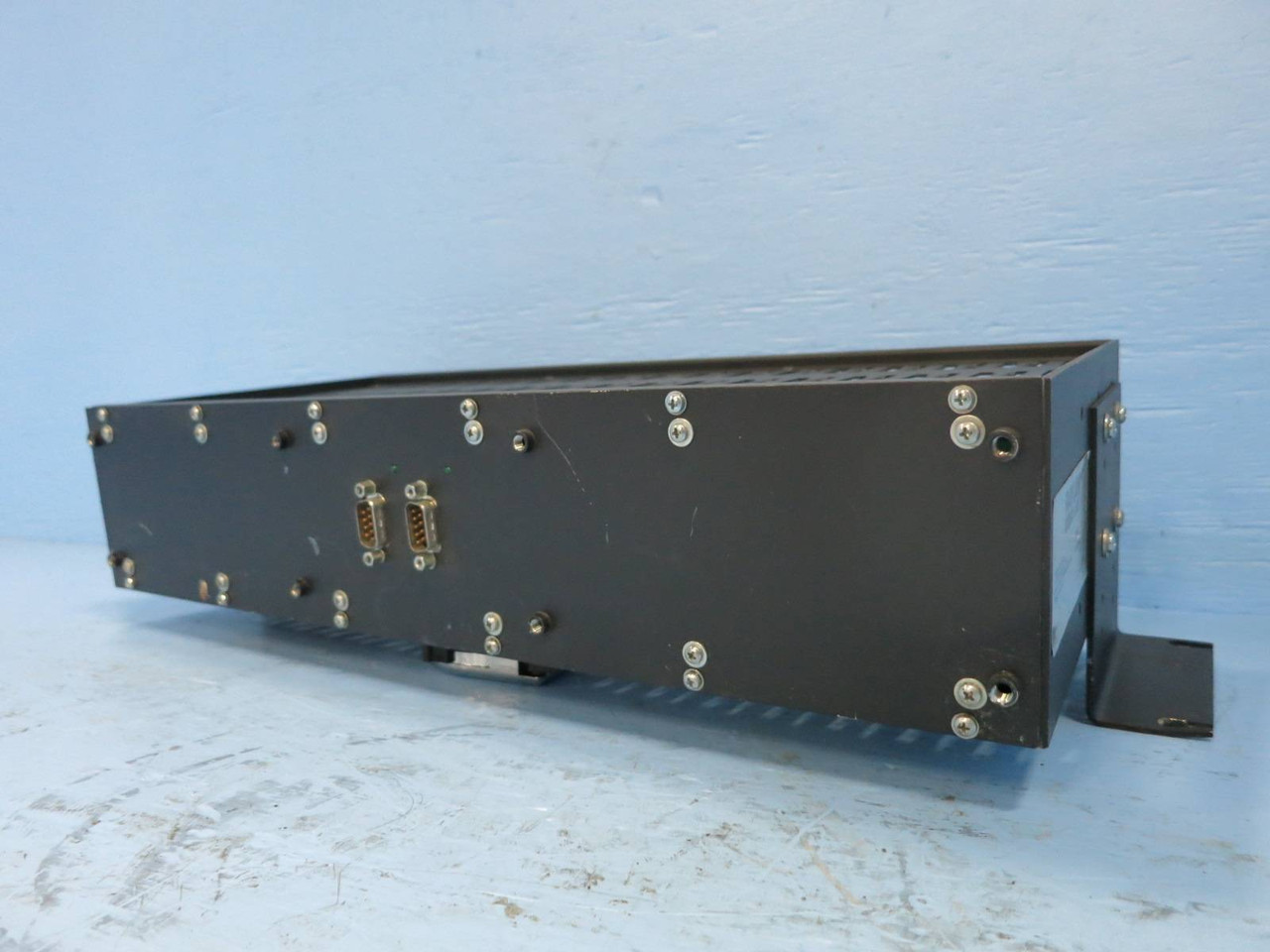 Raylan 50-0212-001 Rev G  PLC 18-Slot Rack Chassis 500212001-G (DW0880-1)