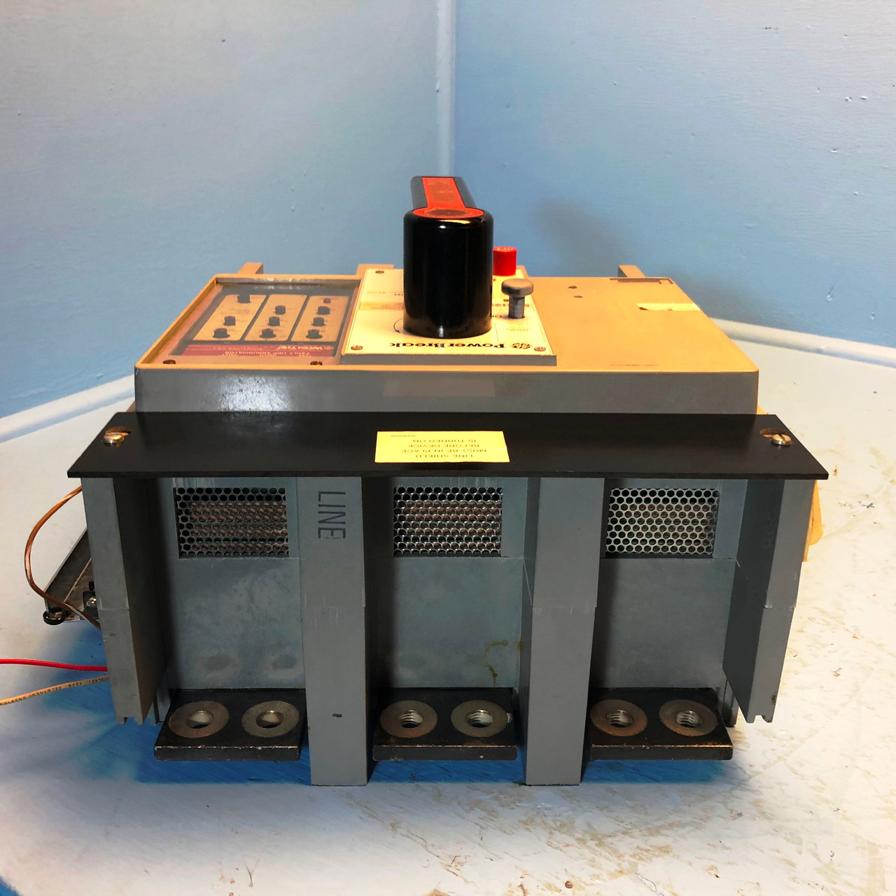 GE TPVVF5616H 1600A Power Break LSIG Breaker w Aux TP9VT20HLGA3 General Electric (EM2938-2)