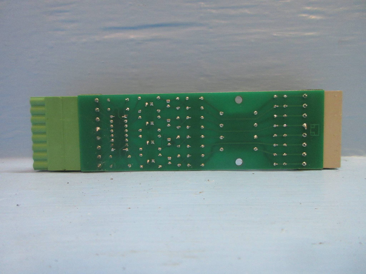 ABB 200900-004 I/O Adaptor PLC Board 110-Vac to 24-Vdc Asea Brown Boveri (TK4145-4)