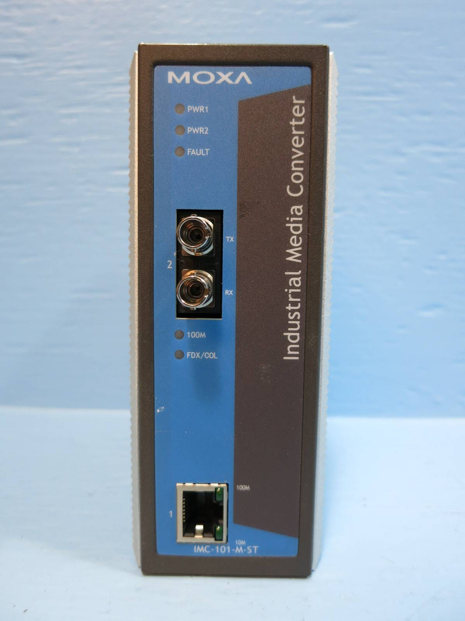 Moxa IMC-101-M-ST Industrial Media Converter IMC101MST 100M Ethernet Fiber (NP2005-124)
