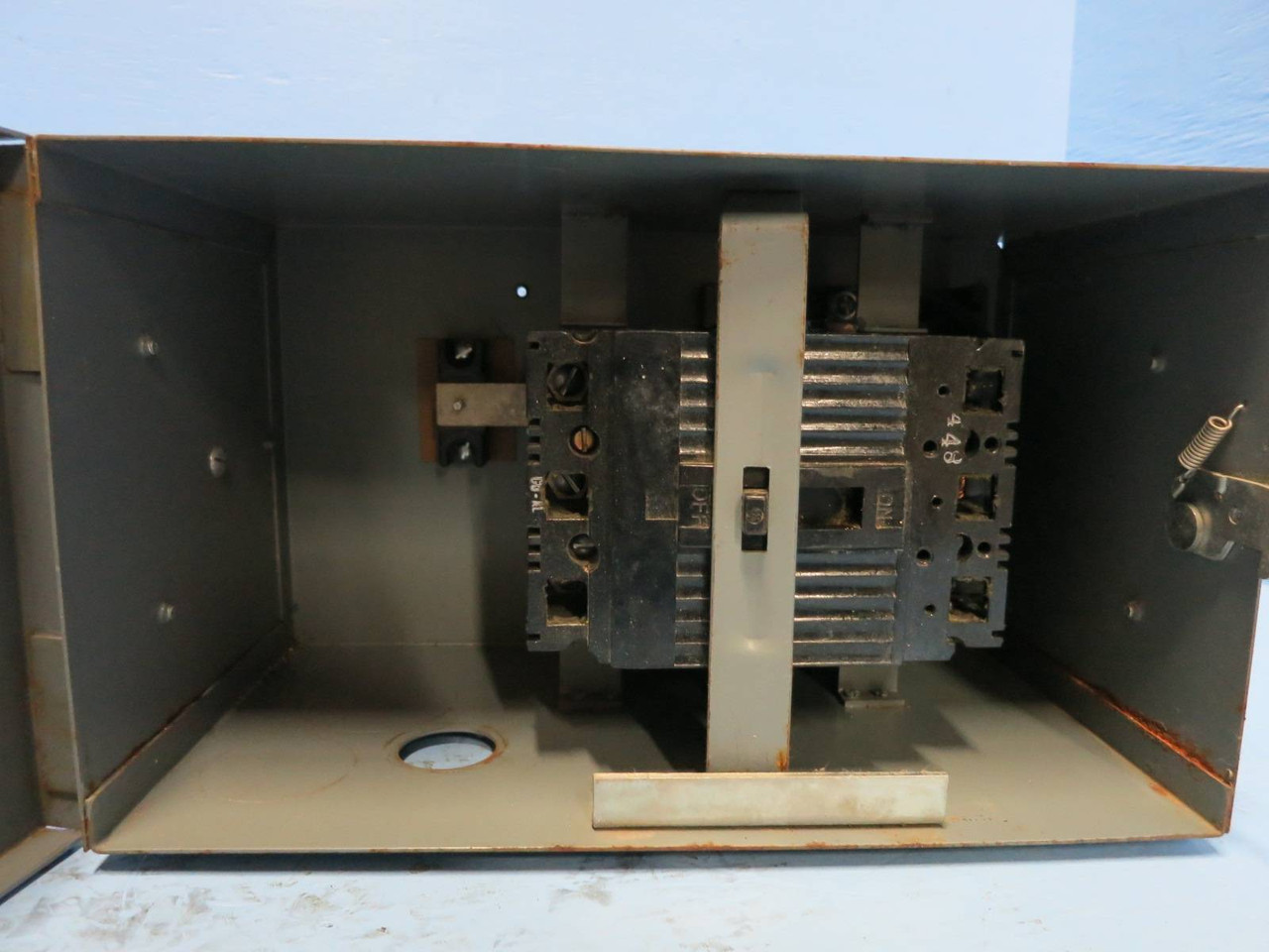 GE FVK45EF 50A 480V 3PH 4W Flex A Plug Breaker Bus Switch 50 Amp 4 Wire FVK4 (DW0926-4)