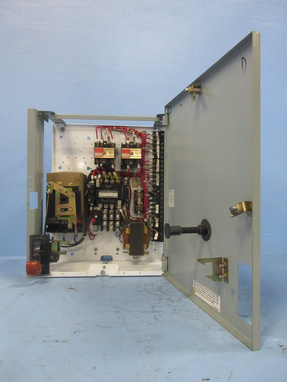 General Electric GE 8000 Size 1 Starter 15 Amp Breaker Type 18" MCC Bucket 15A (TK4182-154)