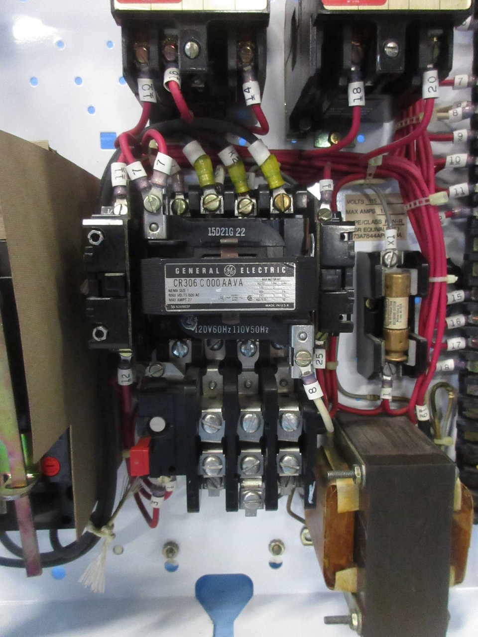 General Electric GE 8000 Size 1 Starter 15 Amp Breaker Type 18" MCC Bucket 15A (TK4182-154)