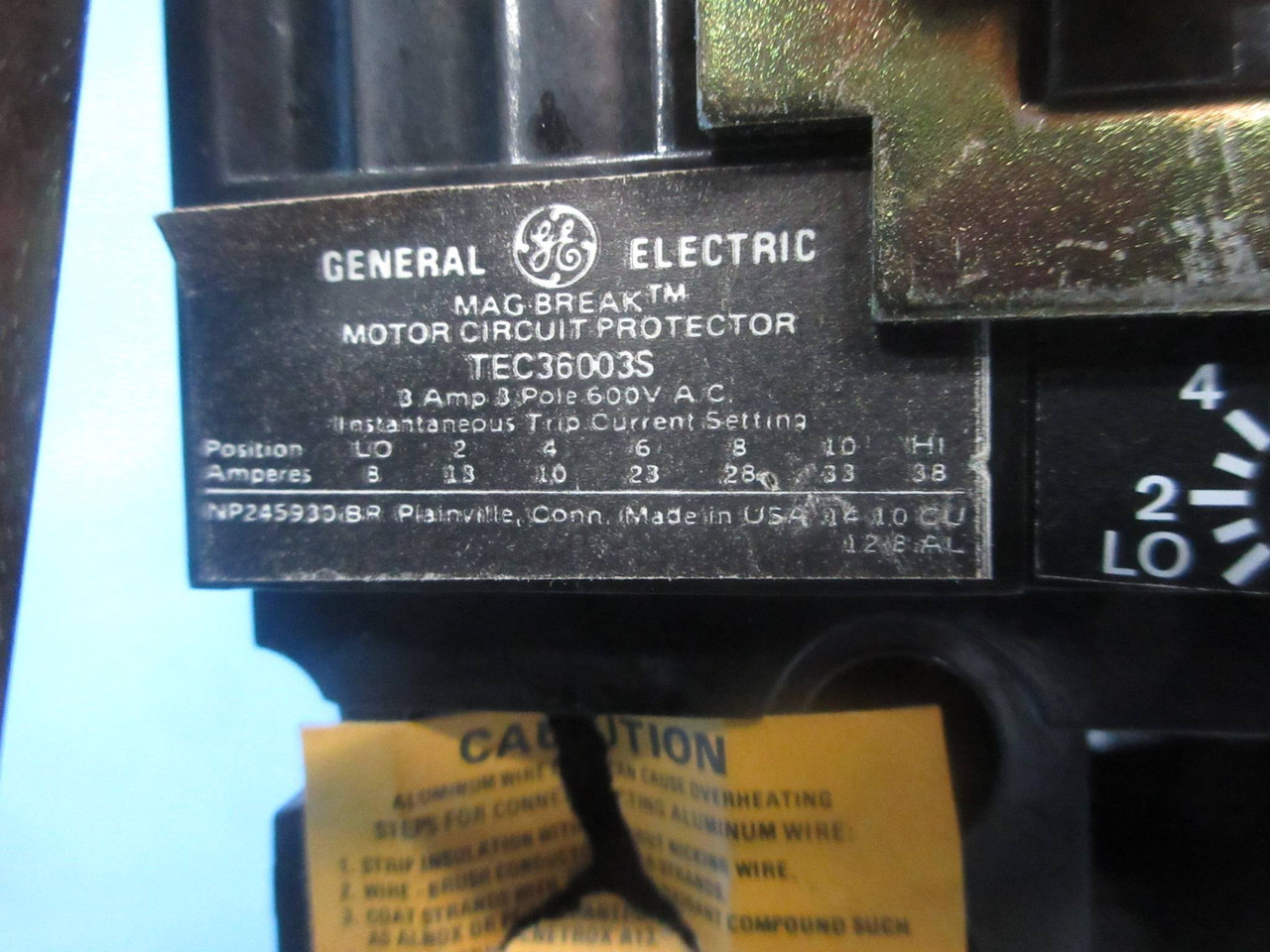 General Electric GE 8000 Size 0 Reversing Starter 3 Amp Breaker 24" MCC Bucket (TK4189-2)