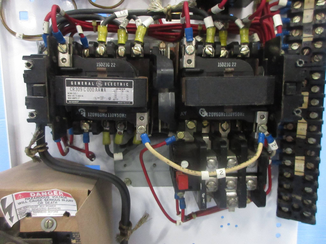 General Electric GE 8000 Size 1 Reversing Starter 30 Amp Breaker 24" MCC Bucket (TK4193-5)