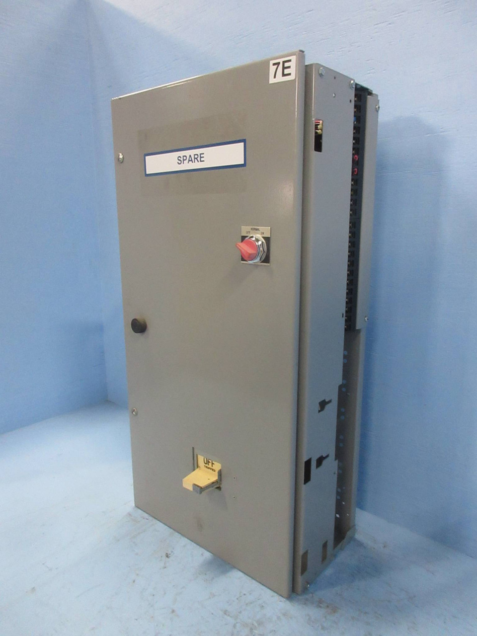 GE 8000 Size 4 Starter 150 Amp Breaker Type 30" MCC Bucket HMCP CR306F0 150A (TK4195-11)
