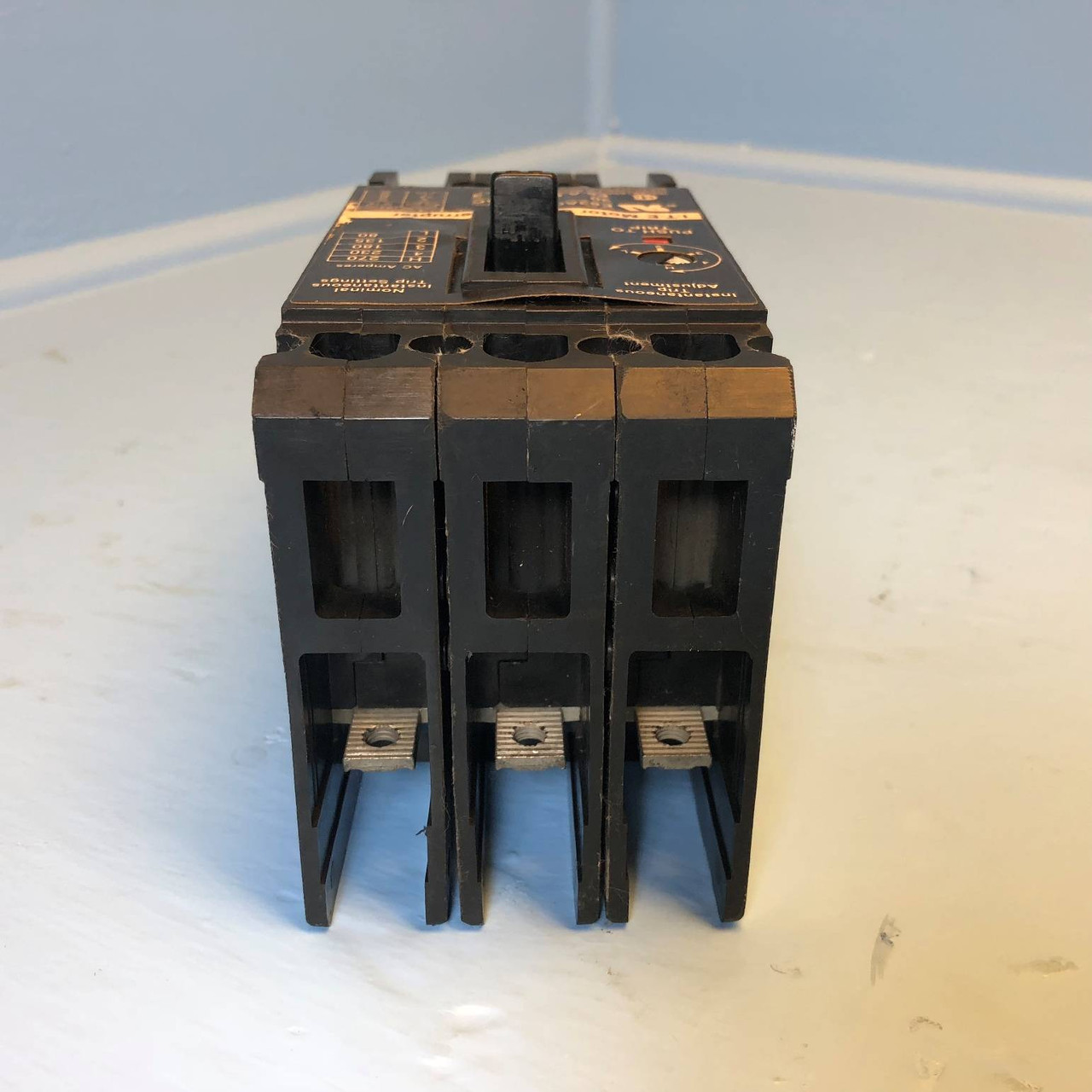 Siemens I-T-E E63A030 30A Circuit Breaker Type E6-A ETI 3P 480/600V ITE 30 Amp (EM2986-6)