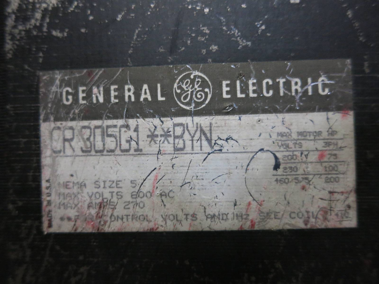 General Electric CR305G1**BYN Enclosed Size 5 Contactor 270A 125 VDC Control 200 (NP2033-4)