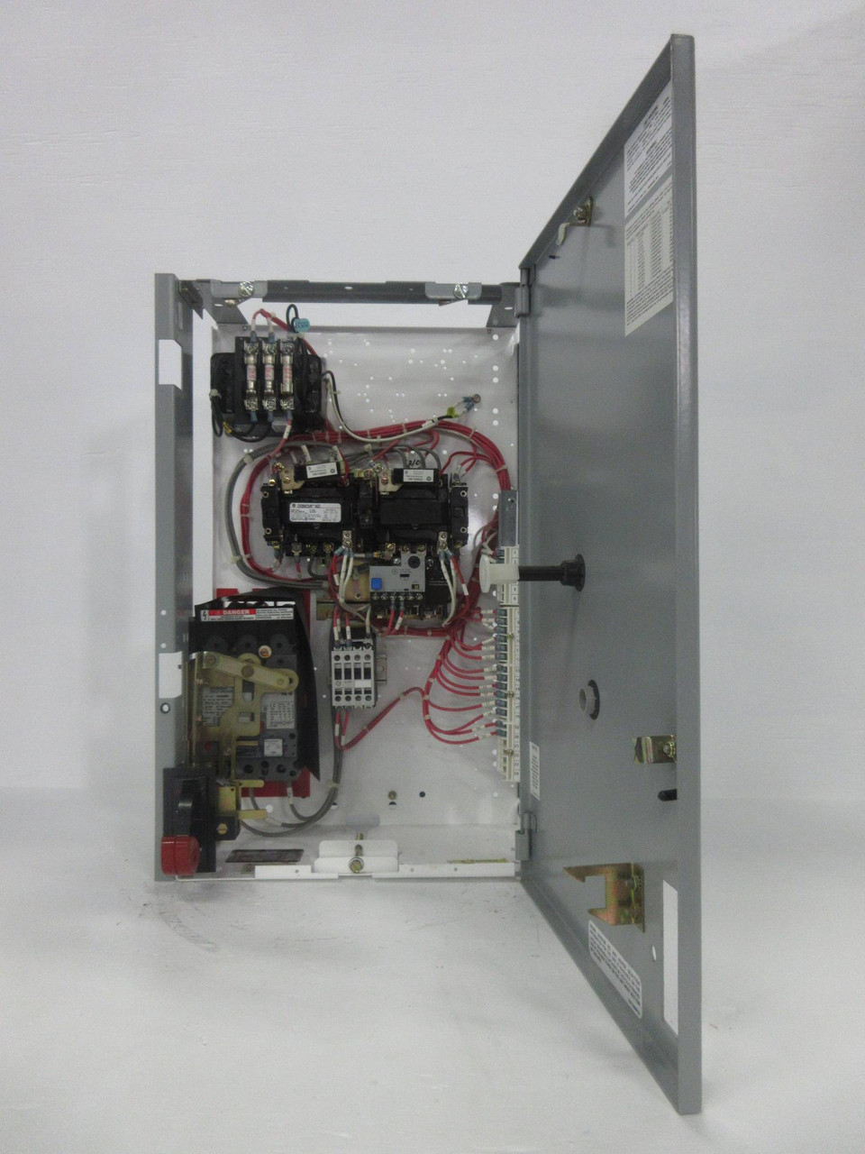Image of General Electric GE 8000 24" Reversing Size 1 Starter 20 Amp Breaker MCC Bucket
