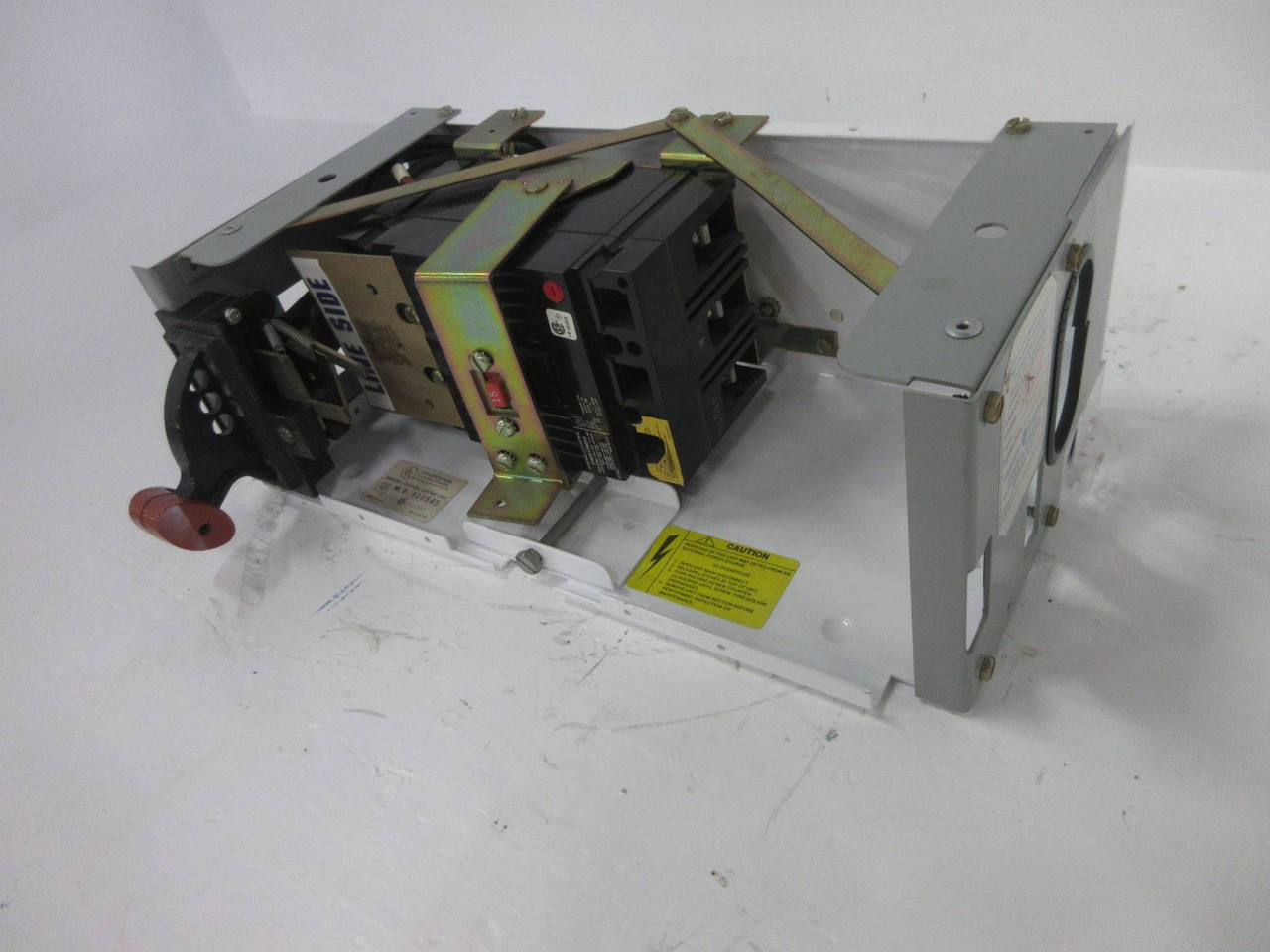 General Electric GE 8000 15 Amp Breaker Type 6" MCC Feeder Bucket 15A No Door (TK4231-5)