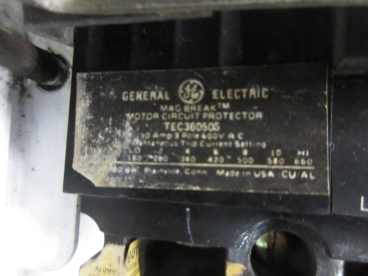 General Electric GE 8000 Size 3 Reversing Starter 50 Amp Breaker 42" MCC Bucket (TK4202-2)