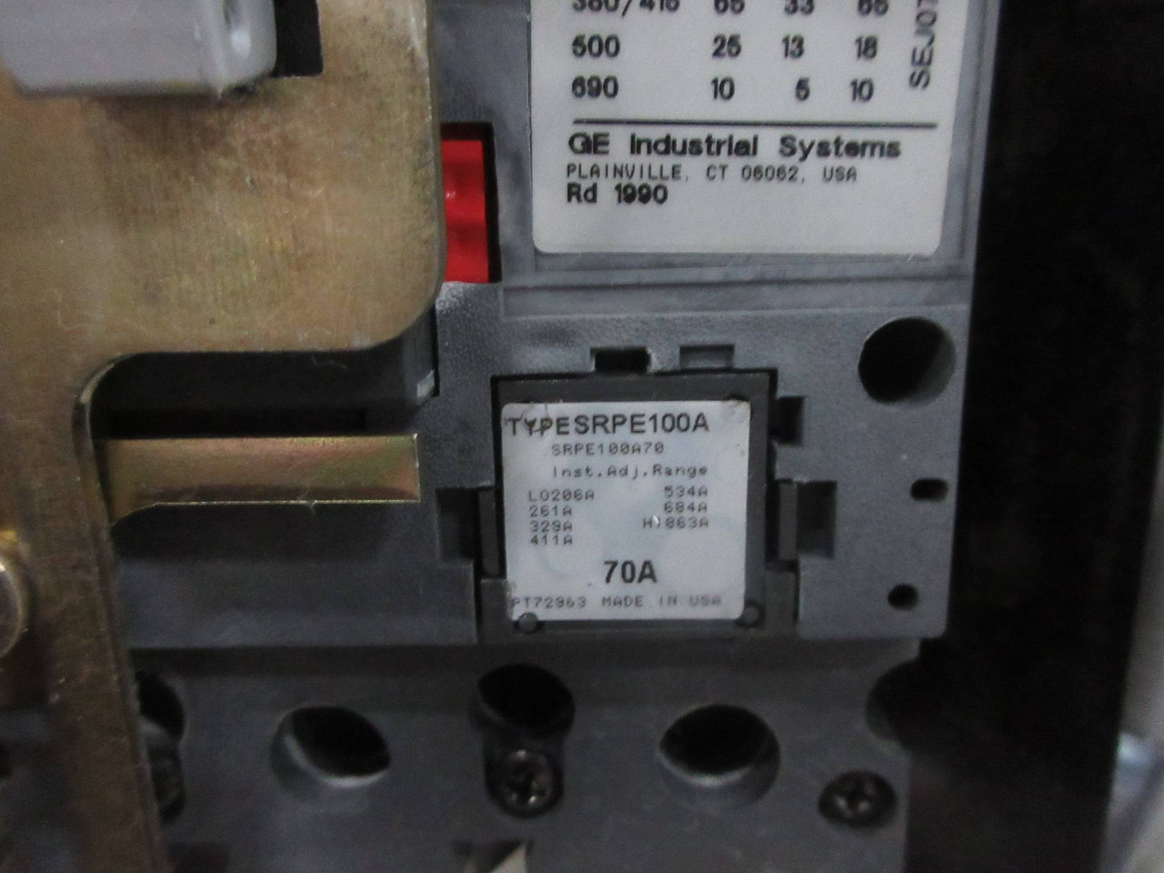 General Electric GE 8000 Size 3 Reversing Starter 70 Amp Breaker 48" MCC Bucket (TK4232-7)