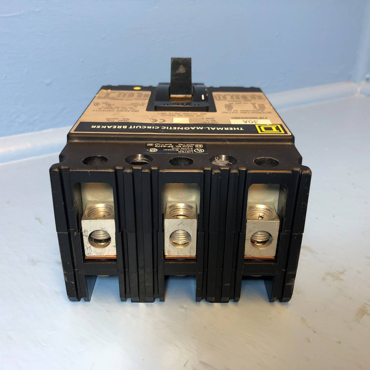 Square D FHP360301380 30A Circuit Breaker w/ Aux & Shunt FAL 30 Amp short wires (EM3003-2)