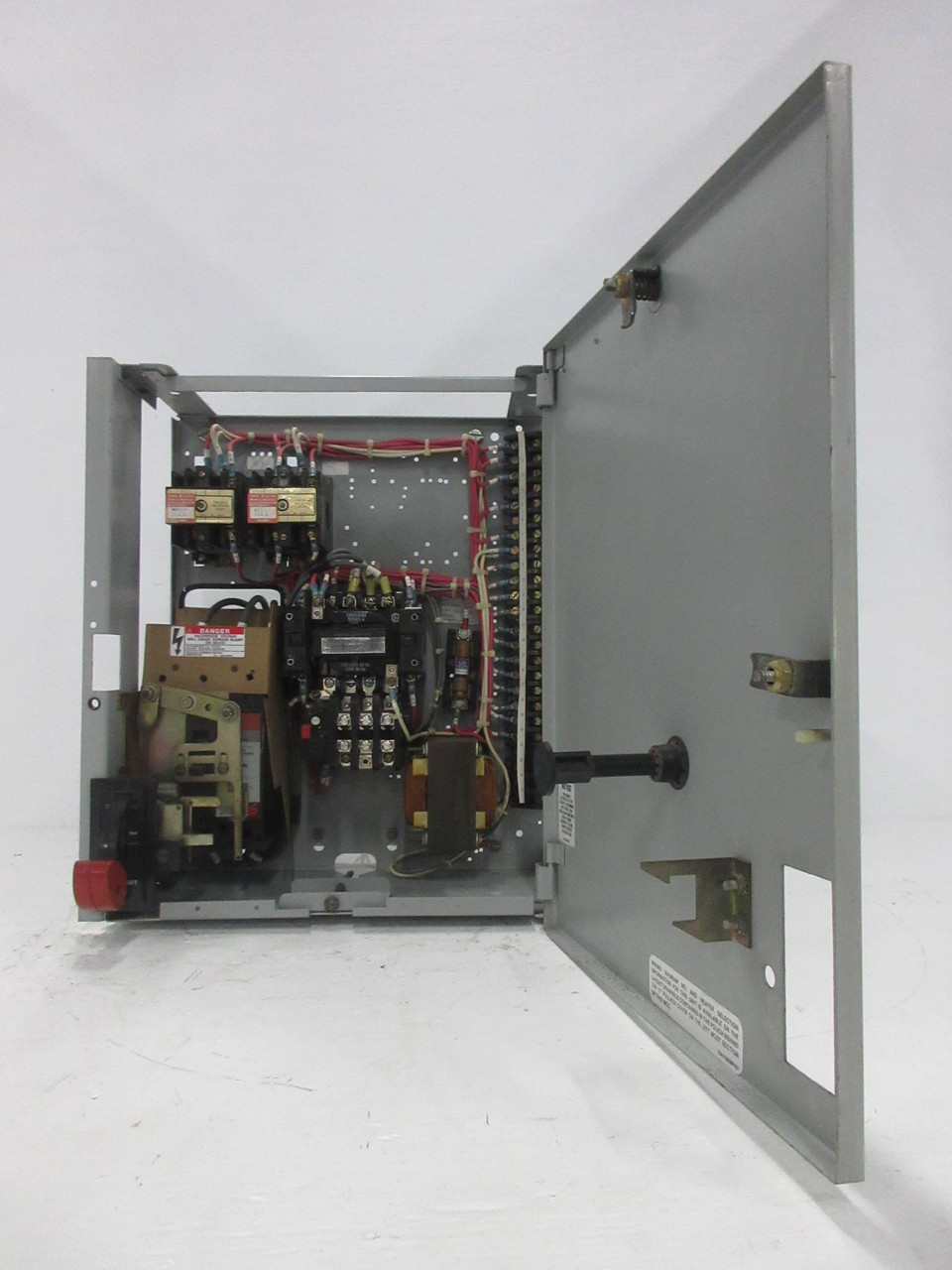 General Electric GE 8000 Size 1 Starter 3 Amp Breaker Type 18" MCC Bucket TEML (TK4248-1)