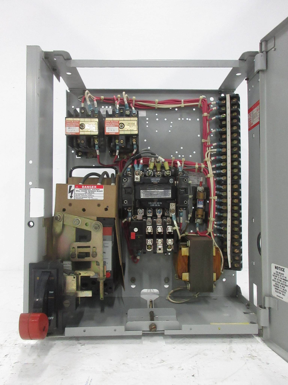 General Electric GE 8000 Size 1 Starter 3 Amp Breaker Type 18" MCC Bucket TEML (TK4248-1)