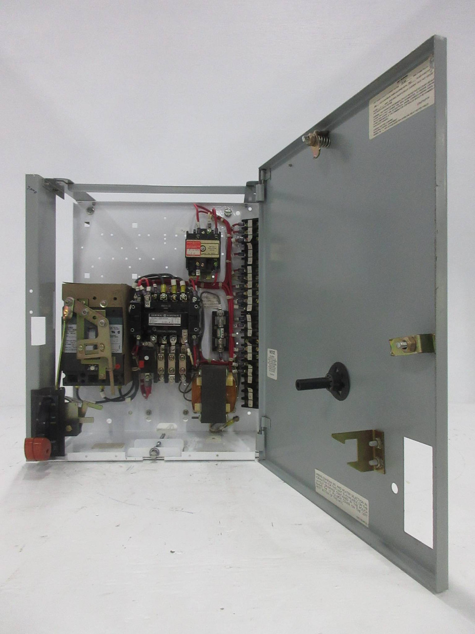 General Electric GE 8000 Size 1 Starter 7 Amp TEC Breaker Type 18" MCC Bucket (TK4251-15)