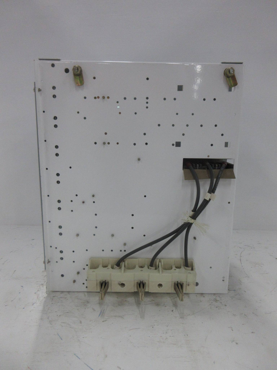 General Electric GE 8000 Size 1 Starter 7 Amp TEC Breaker Type 18" MCC Bucket (TK4251-15)