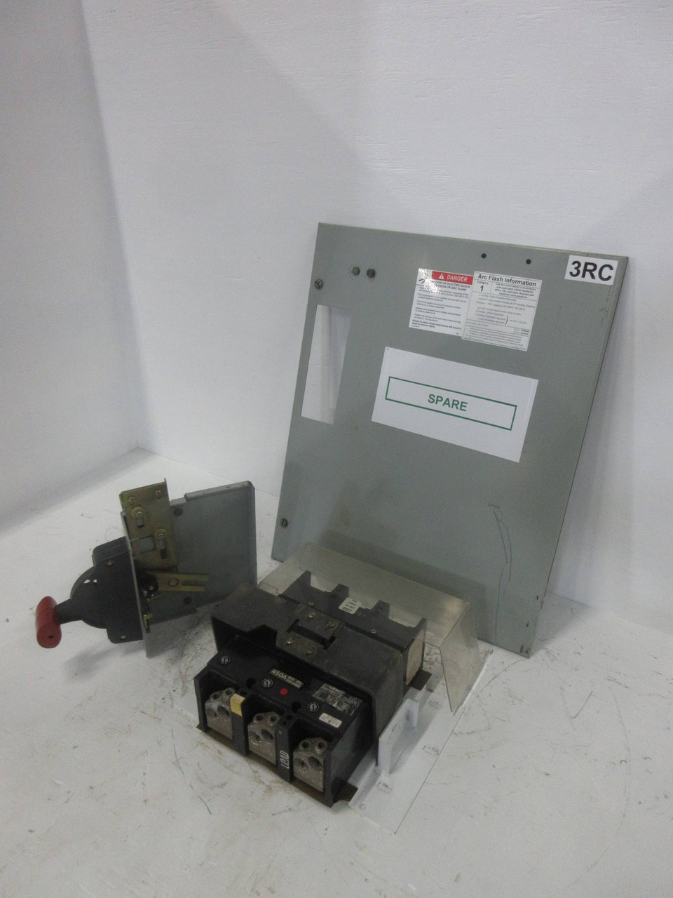 GE 8000 Series 450 Amp Main Breaker Type MCC 24" Feeder Bucket General Electric (TK4278-8)