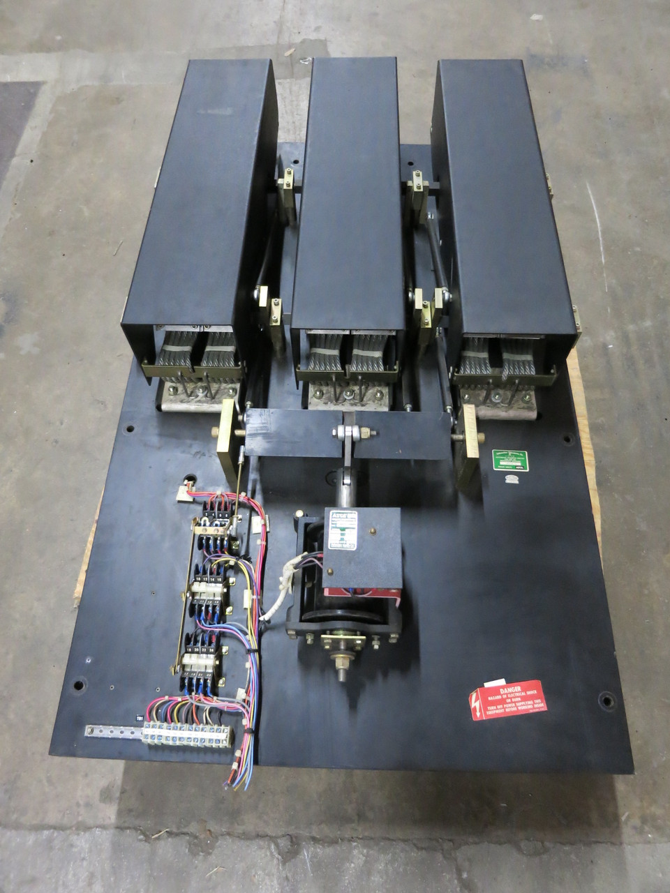 ASCO 9403200094X 2000A 480V Automatic Transfer Switch Bulletin 940 2000 Amp ATS (DW1005-3)