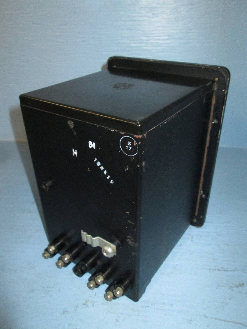 General Electric Polyphase Watthour Meter 3PH Watt Hour Meter DS-63 3P Relay (EBI2197-5)