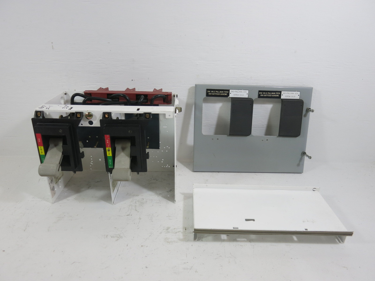 Eaton Freedom 2100 150A Dual Breaker 12" MCC Feeder Bucket Up to 150 Amp 100A (TK4290-2)