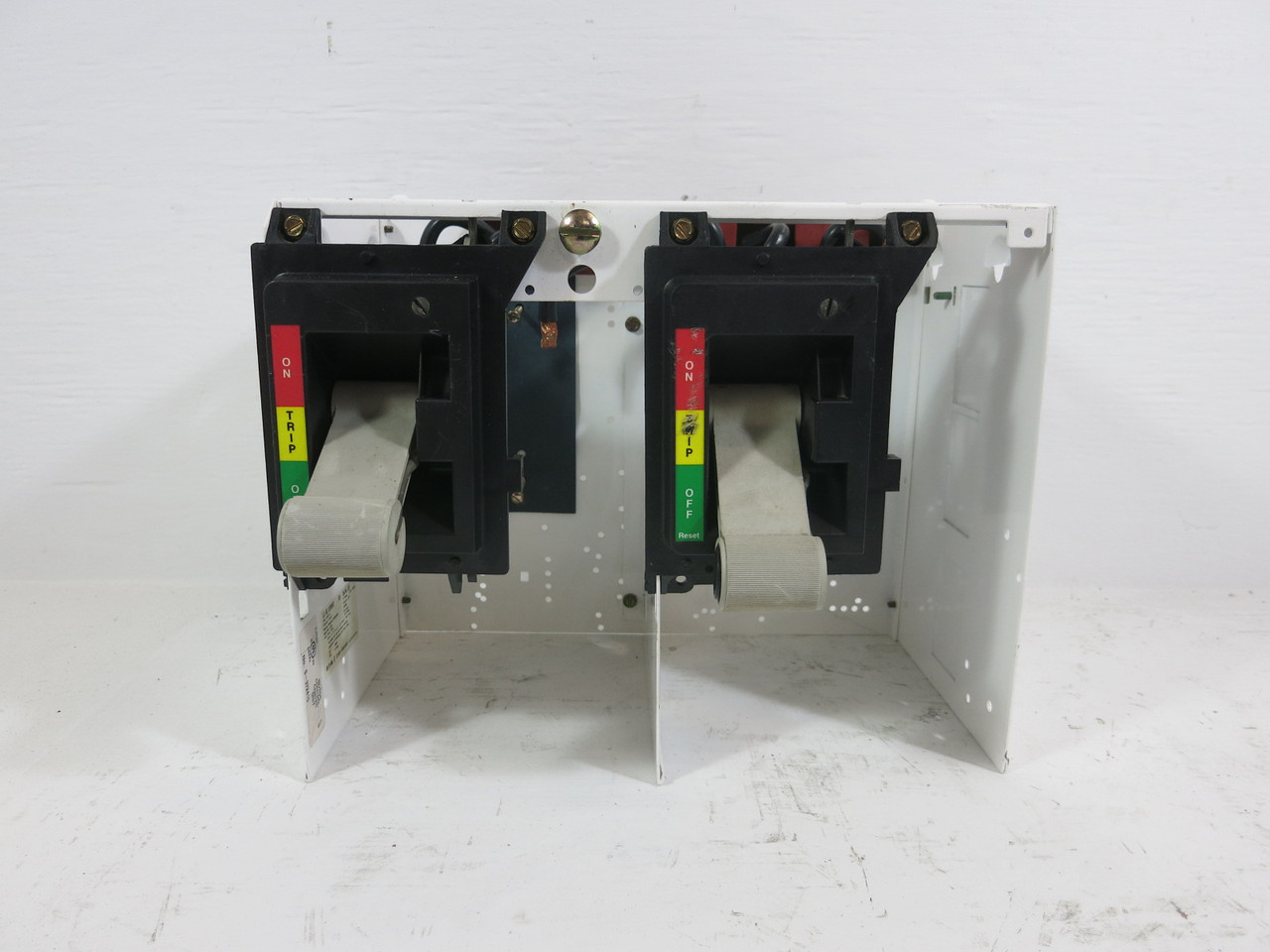Eaton Freedom 2100 150A Dual Breaker 12" MCC Feeder Bucket Up to 150 Amp 100A (TK4290-2)