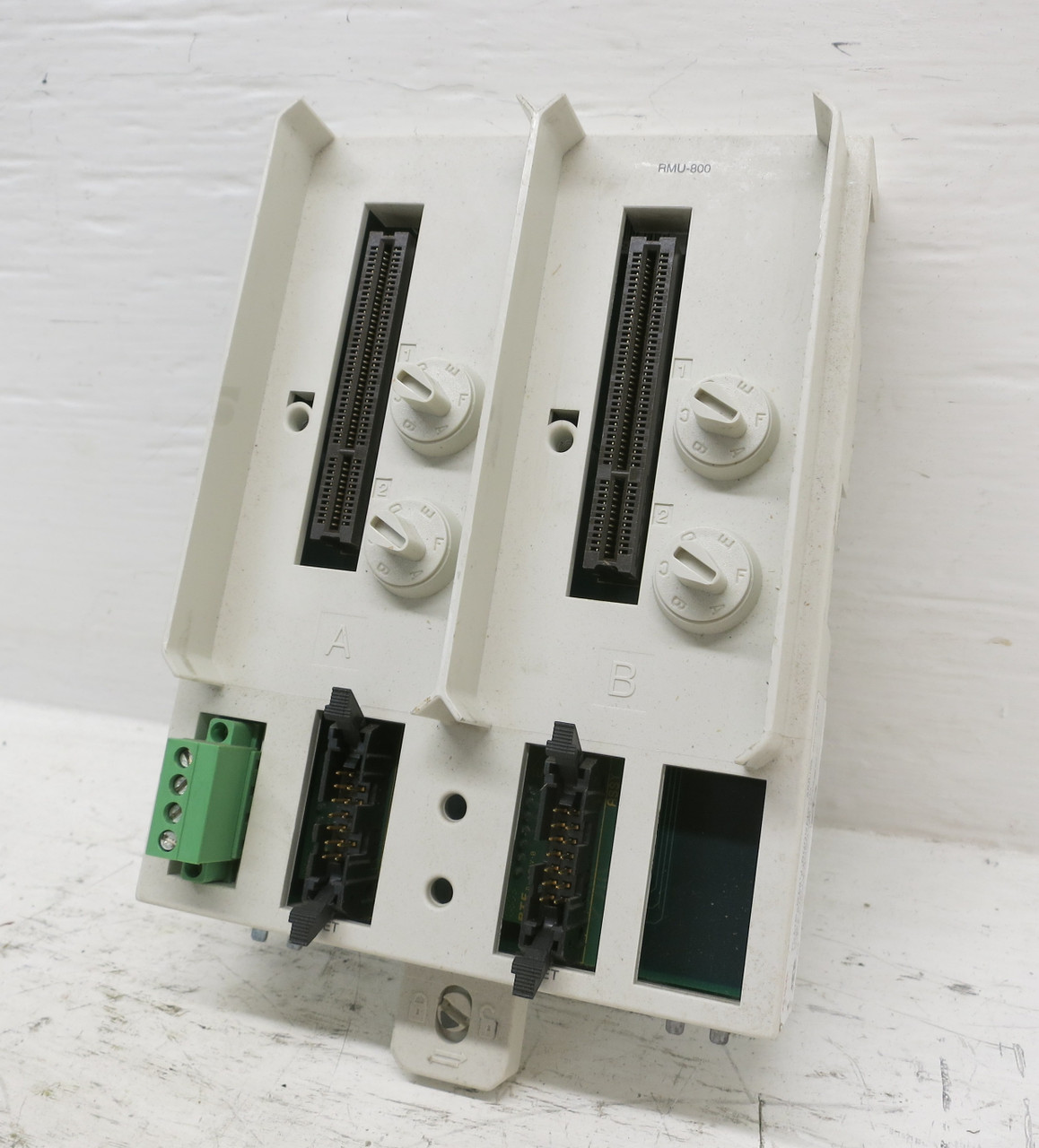 Image of ABB P-HB-RMU-8000N200 RMU-800 Gateway Harmony Block Terminal Base Repeater PLC