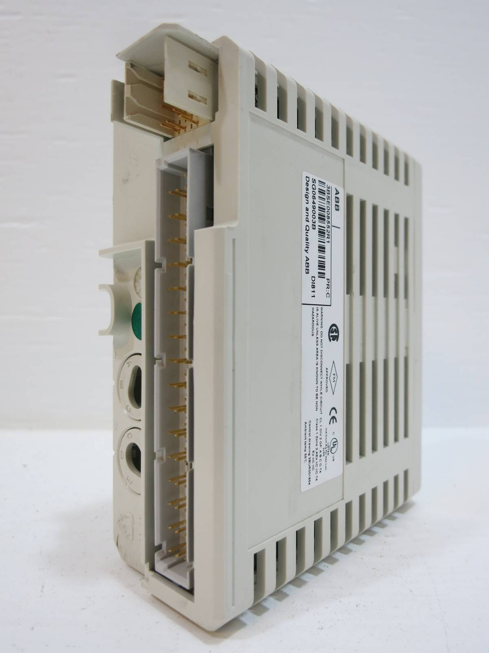 ABB DI811 3BSE008552R1 PR:C PLC Module DI 811 S800 Digital Input 48V 48 V (NP2133-23)