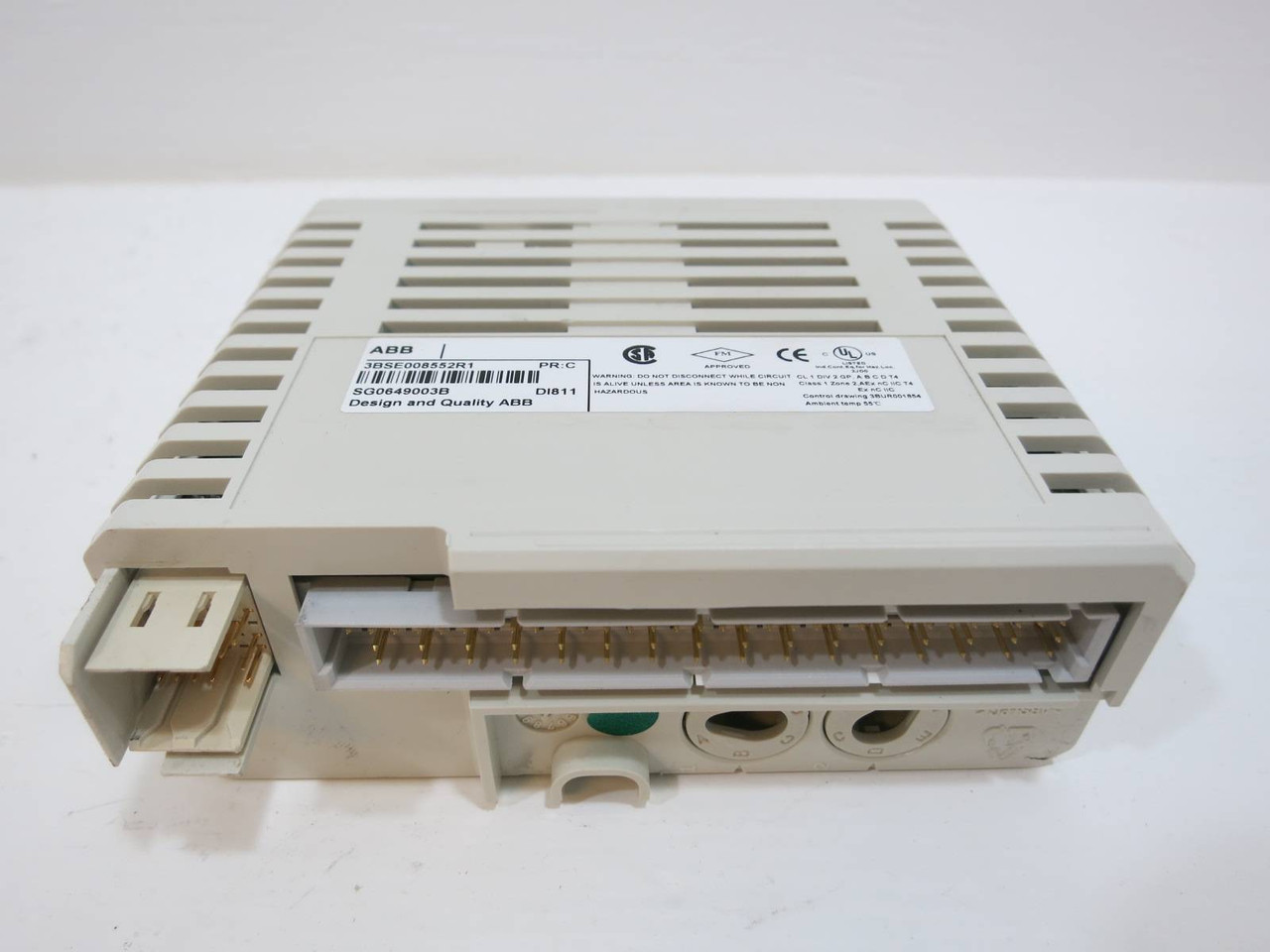 ABB DI811 3BSE008552R1 PR:C PLC Module DI 811 S800 Digital Input 48V 48 V (NP2133-23)