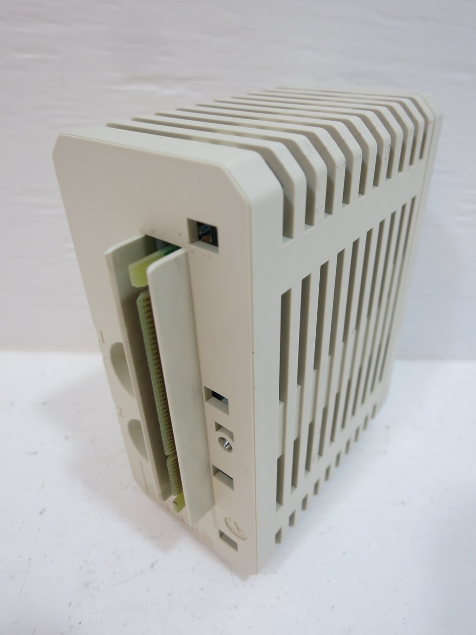 ABB TB840 3BSE021456R1 PR:P PLC Module TB 840 S800 Modulebus Cluster Modem (NP2132-11)