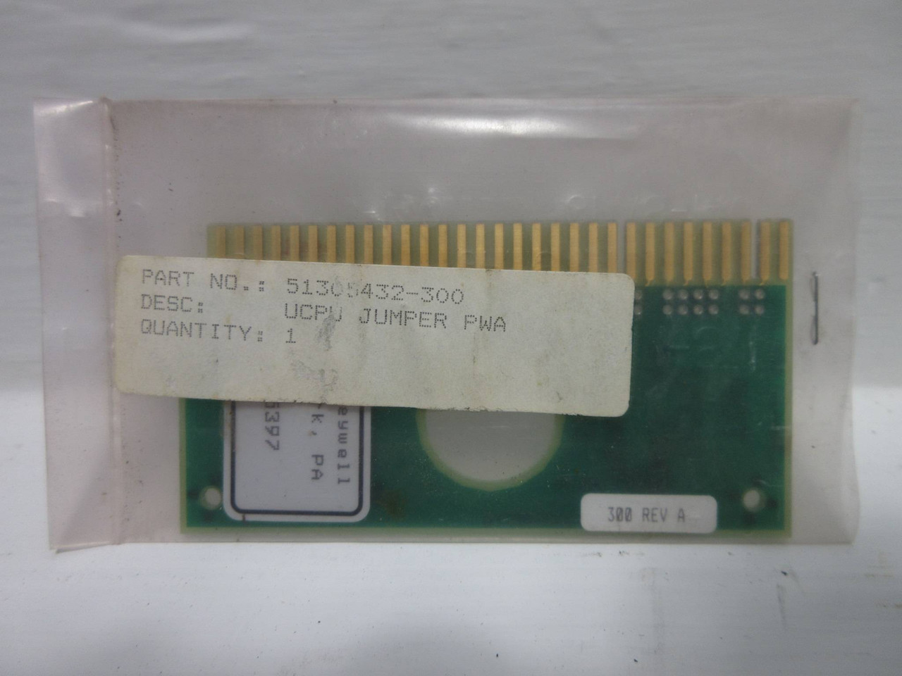 NEW Honeywell 51305432-300 UCPU Jumper Card PWA Rev A PLC Board (TK4312-2)